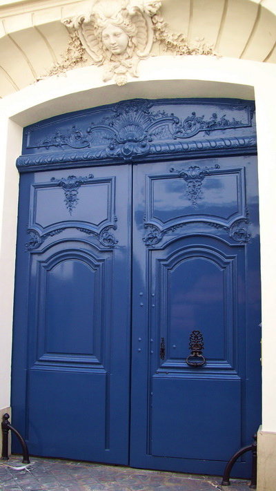 bluedoor.jpg