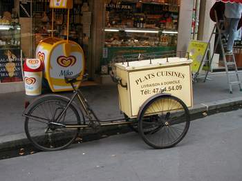 Delivery bicycle on rue St. Dominique in the 7th arr.