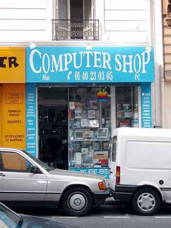 Computer Shop, 4 avenue de la tour Auvergne, 9th arrondisement.