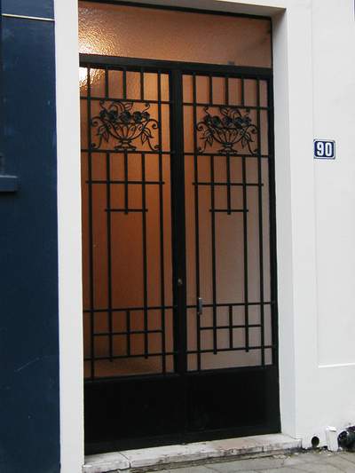 Doors near LalQuila, my favorite Indian resto in Paris, just off Avenue Emile Zola.