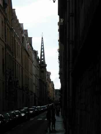 The mysterious Ile St. Louis.