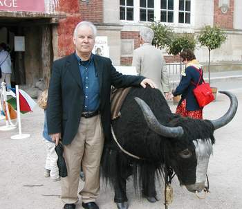 Tom and yak.